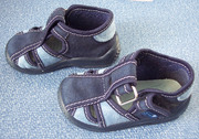 Продам детские тапочки Zetpol 19 размера