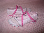 Продам детскую обувь,  Киев,  б/у, отличное состояне!