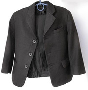 ПРодам школьную форму на мальчика 1-3 класс