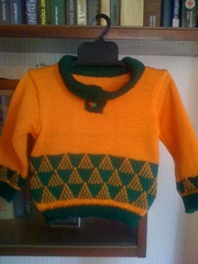 Продам новый шерстяной свитер и штанишки 3-6 мес