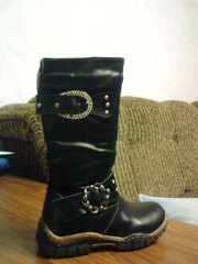 Сапожки для девочки зимние.