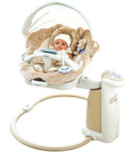 Укачивающий центр Graco Sweetpeace
