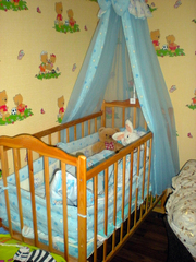 Детская кроватка (полный фарш)