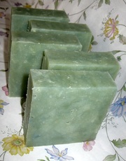 Натуральное детское мыло ручной работы Артёмка с экстрактом ромашки