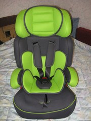 Продам автокресло от 9 до 36 кг (не дорого) 
