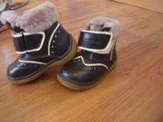 продам б/у детские зимние сапоги
