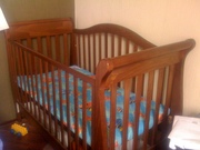 СРОЧНО продам ШИКАРНУЮ ДЕТСКУЮ КРОВАТКУ!!!!