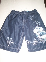 Шорты на мальчика 11-12 лет, состояние новых.