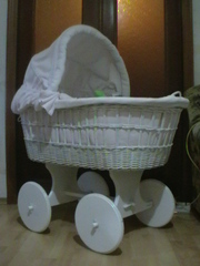 Продам кроватку для принцессы