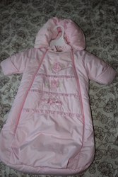 Продам комбинезон 62-68 см розовый JANMAR