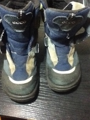 Отличные зимние ботинки 33 размер