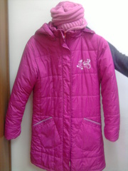 Продам детскую куртку пуховик для девочки 8-12 лет не дорого