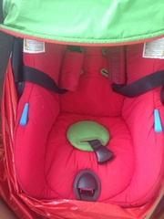 Срочно! Продам коляску бу! 3 в 1. Цвет арбуз!