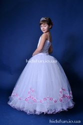 Прокат детских нарядных платьев для выпускных и праздников.