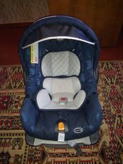 Продам авто кресло Chicco KeyFit30