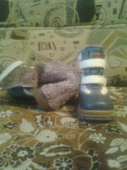 продам ботинки зимниее для мальчика